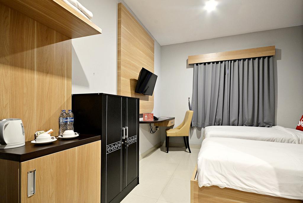 Zen Rooms Cipete Safin Inn Cilandak  Zewnętrze zdjęcie